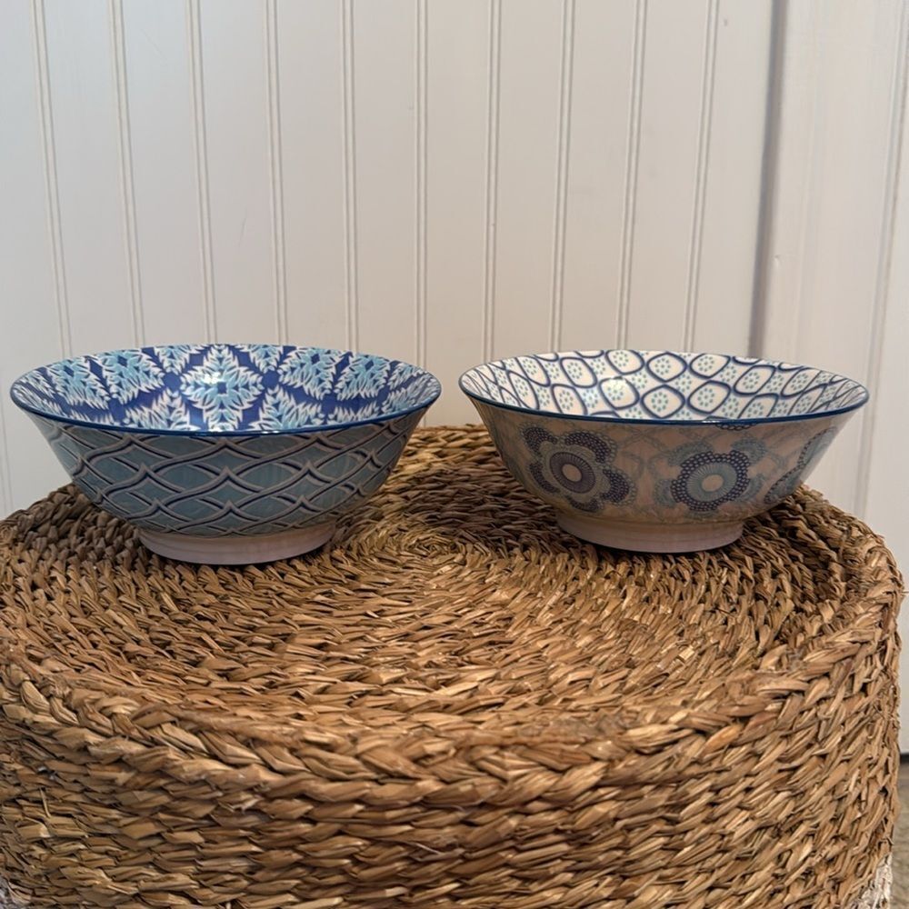 BW Porcelain Patterned Bowls/Dishwasher & Microwave Safe
